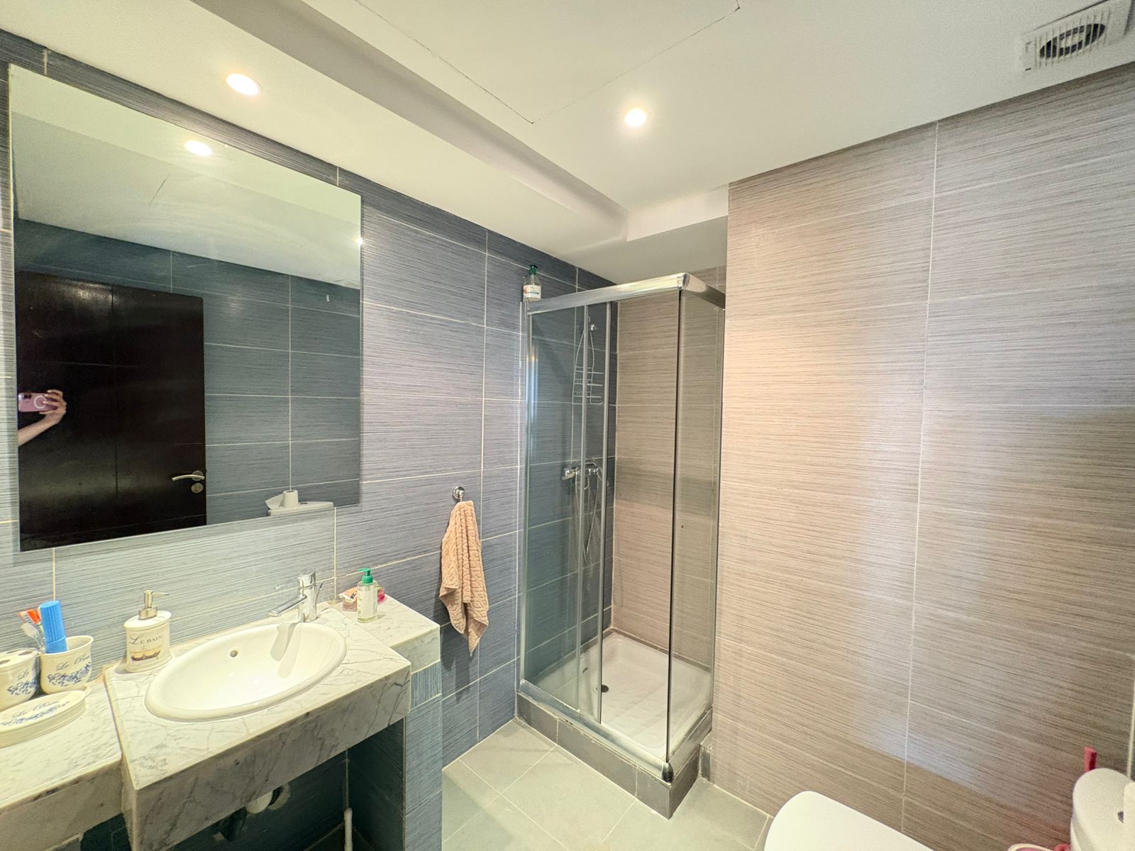 Appartement à louer - Photo