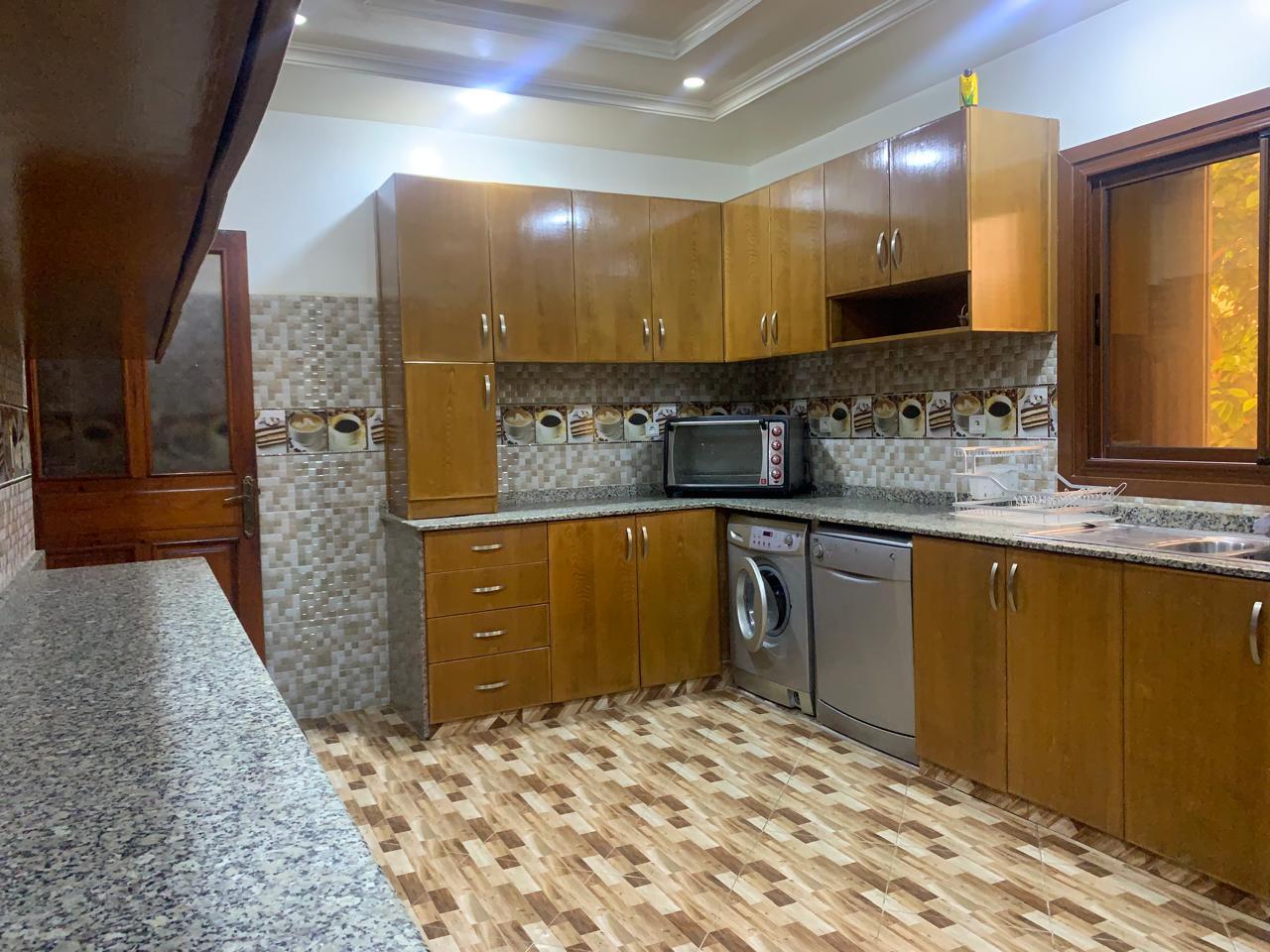 Rdc d'une maison à louer - Photo
